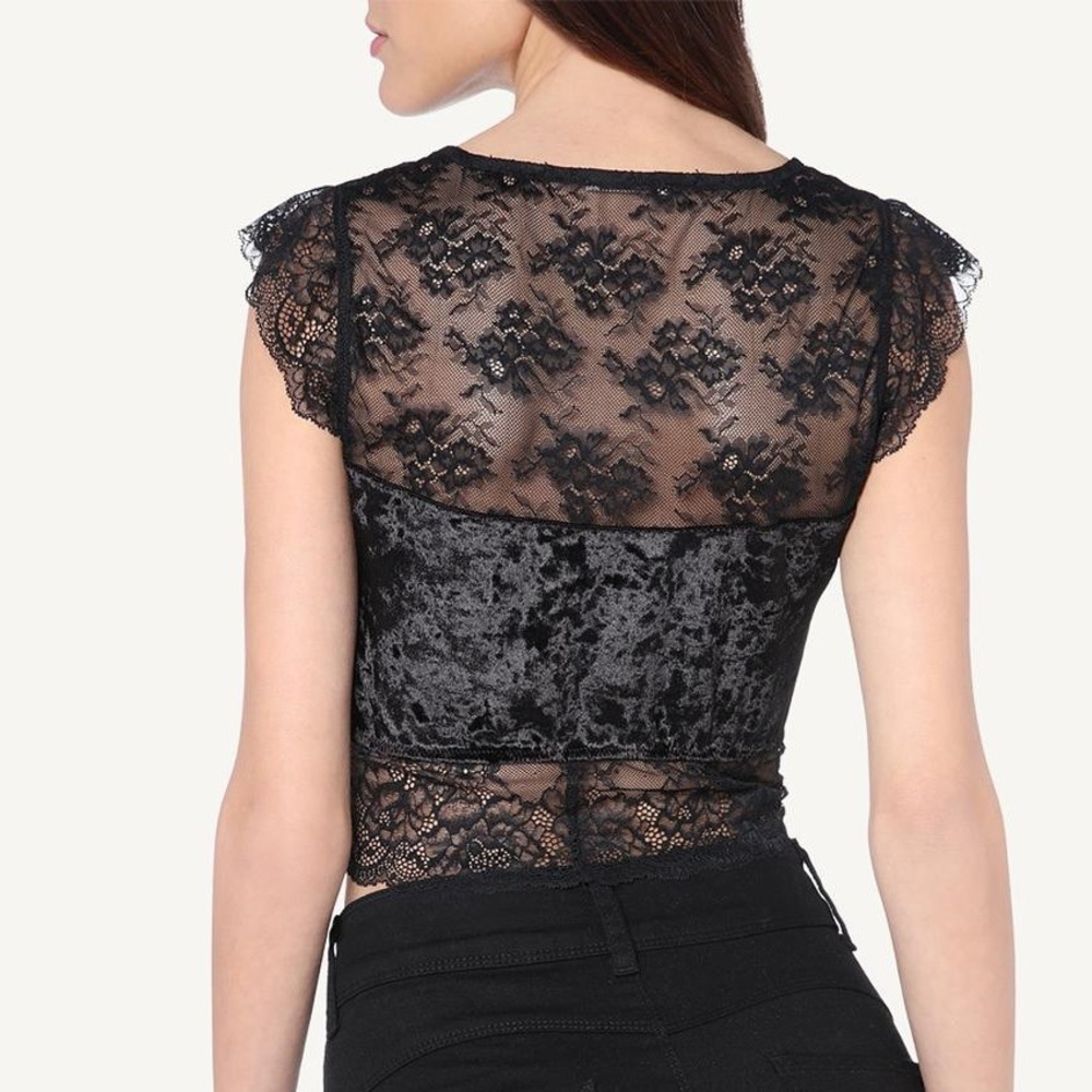 Intimissimi Crop Top